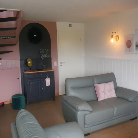 Holiday home Picture Perfect Holiday Home In Sourbrodt With Garden Bbq *