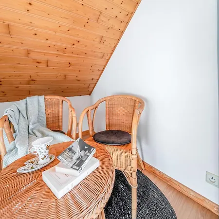 Picture Perfect Holiday Home In Sourbrodt With Garden Bbq Ferienhaus *